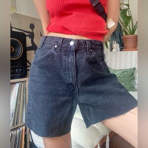 Vintage Levi’s 550 Black Denim Shorts 30” Waist Unisex